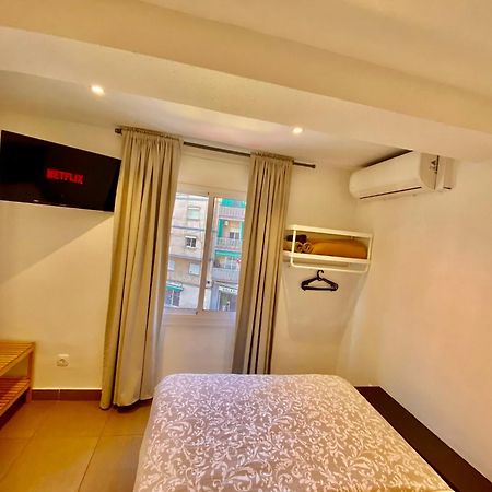 Suites Nuevas Con Bano Privado Frente Al Metro St Mwc Barcelona-Fira L'Hospitalet de Llobregat Exteriér fotografie
