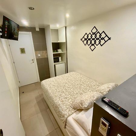 Suites Nuevas Con Bano Privado Frente Al Metro St Mwc Barcelona-Fira L'Hospitalet de Llobregat Exteriér fotografie