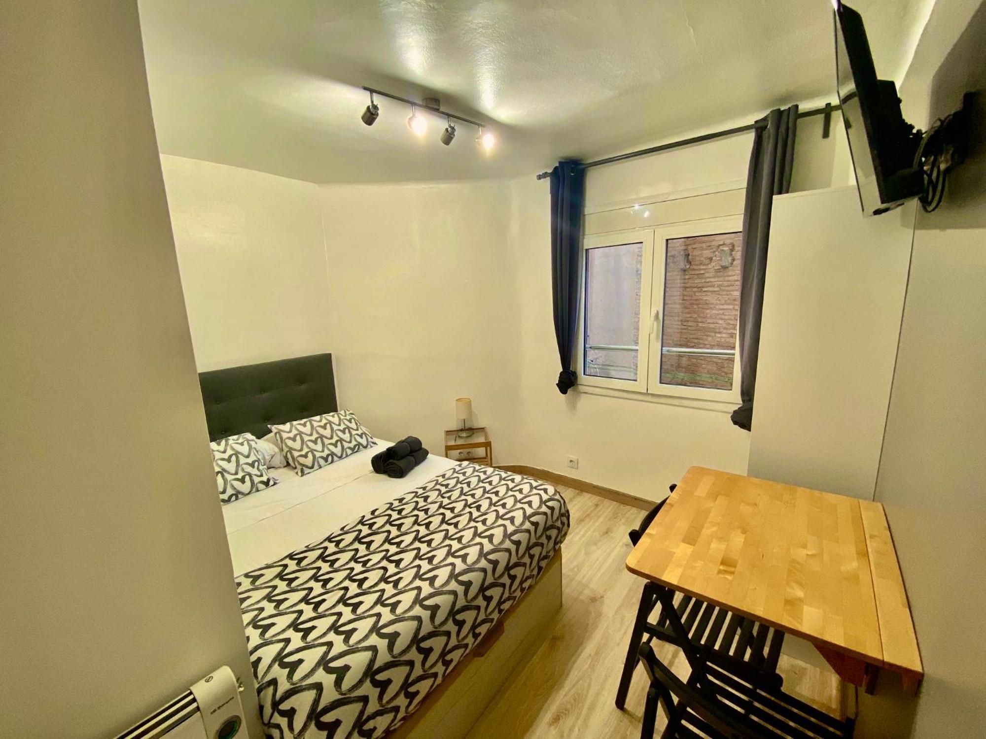 Suites Nuevas Con Bano Privado Frente Al Metro St Mwc Barcelona-Fira L'Hospitalet de Llobregat Exteriér fotografie