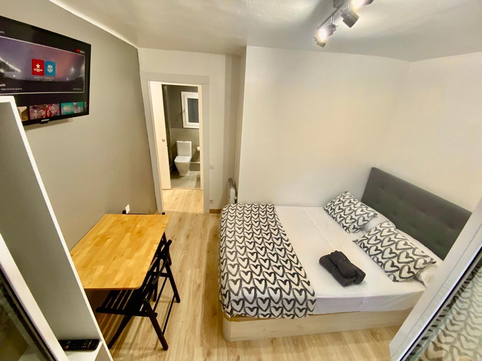 Suites Nuevas Con Bano Privado Frente Al Metro St Mwc Barcelona-Fira L'Hospitalet de Llobregat Exteriér fotografie