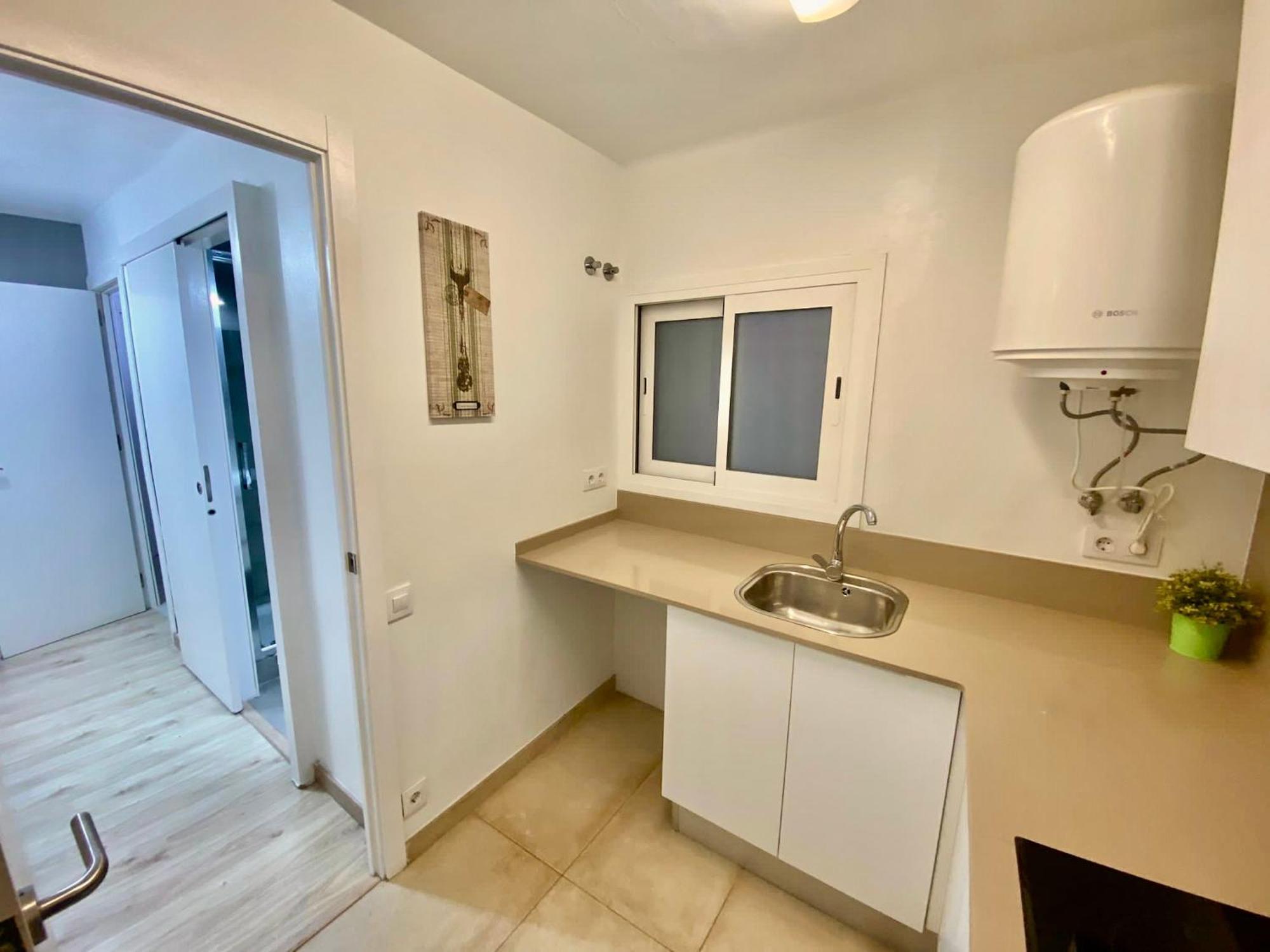 Suites Nuevas Con Bano Privado Frente Al Metro St Mwc Barcelona-Fira L'Hospitalet de Llobregat Exteriér fotografie