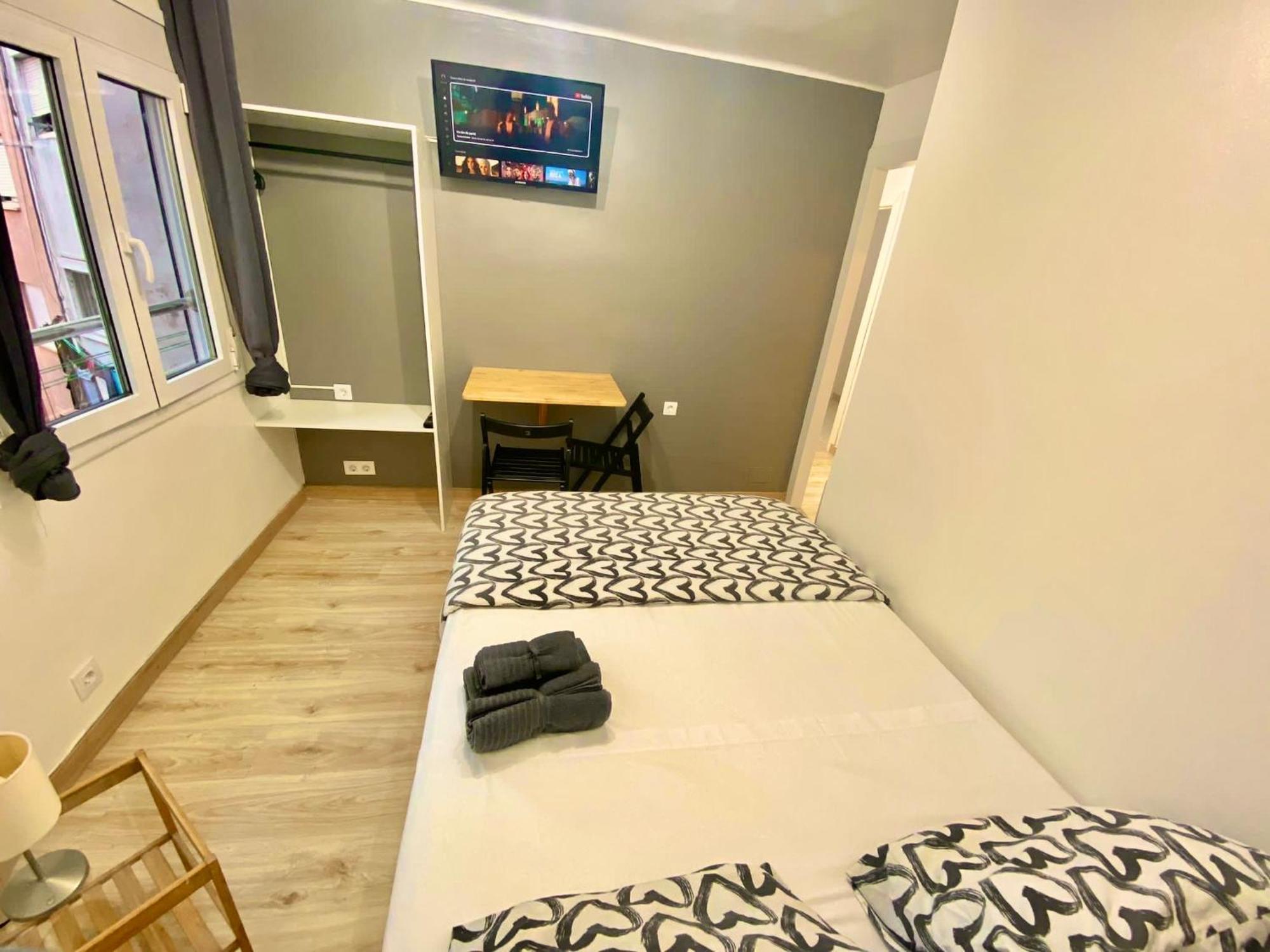 Suites Nuevas Con Bano Privado Frente Al Metro St Mwc Barcelona-Fira L'Hospitalet de Llobregat Exteriér fotografie