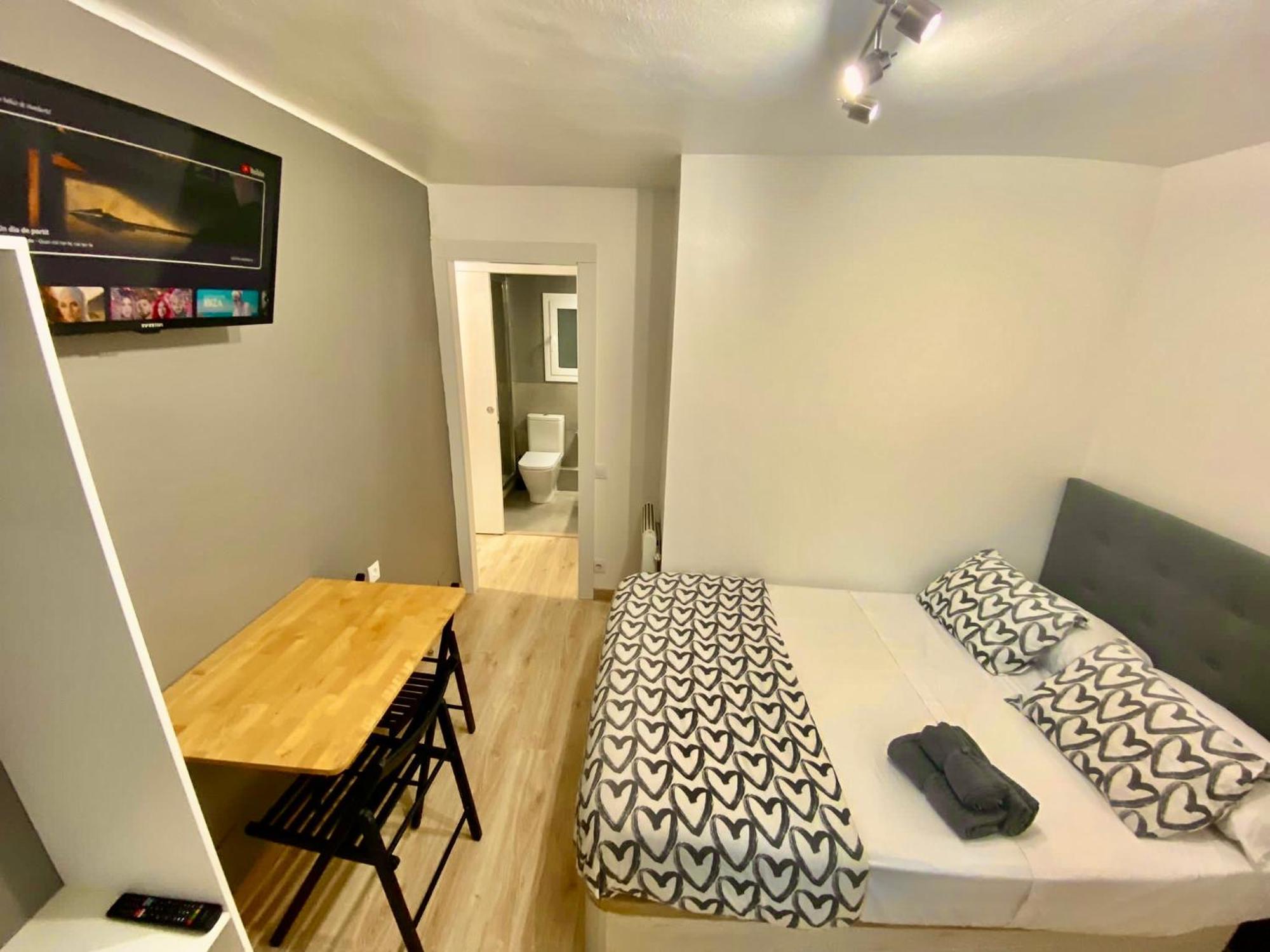 Suites Nuevas Con Bano Privado Frente Al Metro St Mwc Barcelona-Fira L'Hospitalet de Llobregat Exteriér fotografie