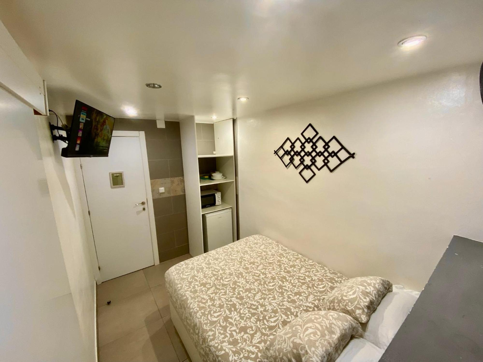 Suites Nuevas Con Bano Privado Frente Al Metro St Mwc Barcelona-Fira L'Hospitalet de Llobregat Exteriér fotografie