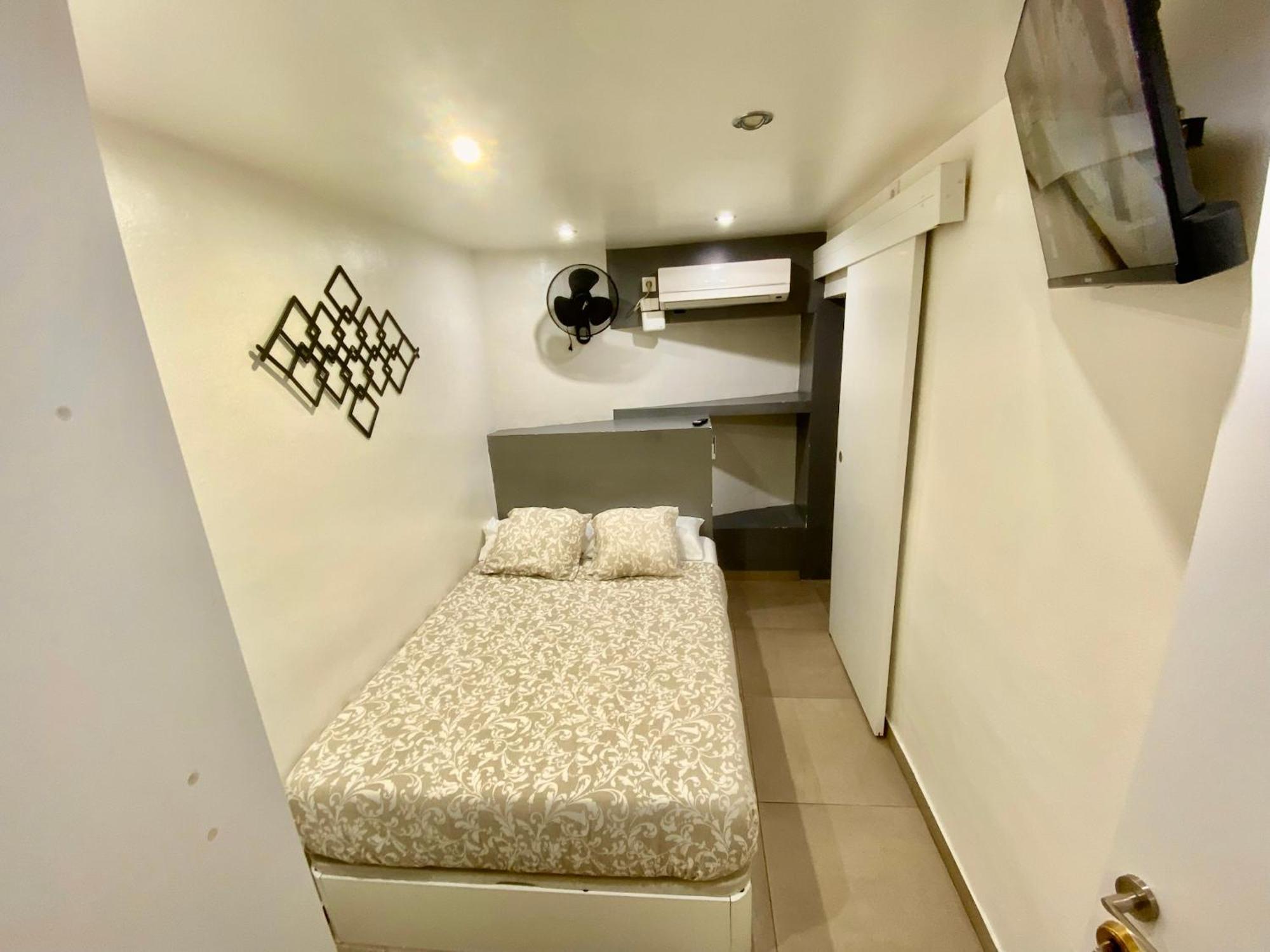 Suites Nuevas Con Bano Privado Frente Al Metro St Mwc Barcelona-Fira L'Hospitalet de Llobregat Exteriér fotografie