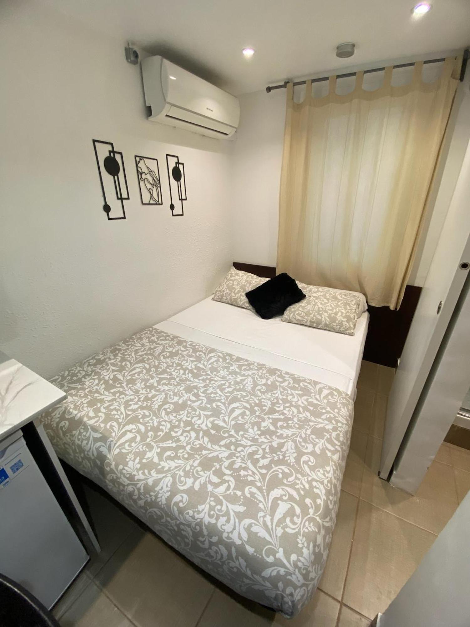 Suites Nuevas Con Bano Privado Frente Al Metro St Mwc Barcelona-Fira L'Hospitalet de Llobregat Exteriér fotografie